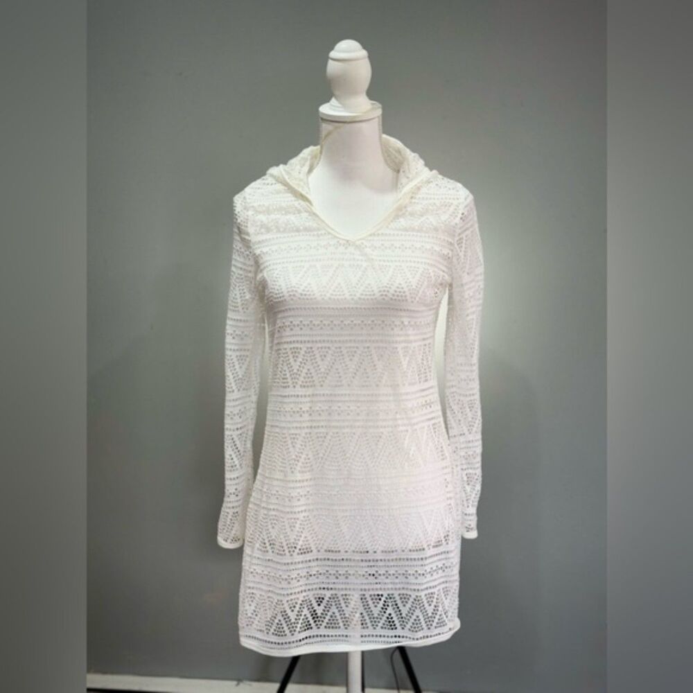 SALE! White Balance Collection Hooded Coverup Size S